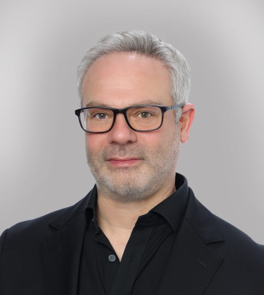 Brian Richards Headshot